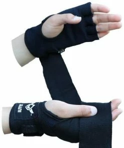 BOXING / MUAY THAI / MMA MANI Black Boxing Quick Wraps W/ Knuckle Padding MQW-001