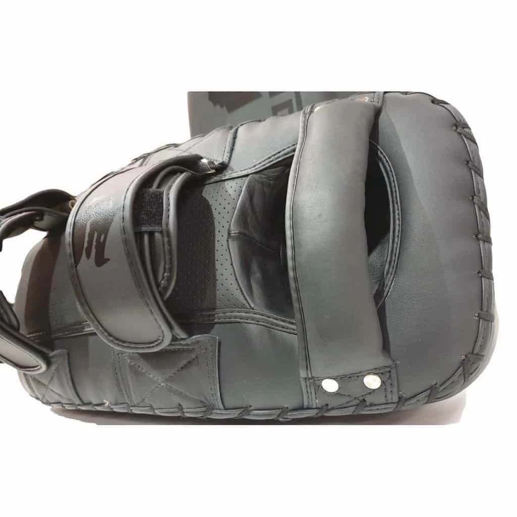 Morgan B2 Bomber Leather Thai Pads (Pair) BOXING / MUAY THAI / MMA 7 Morgan B2 Bomber Leather Thai Pads (Pair) BOXING / MUAY THAI / MMA