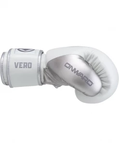 BOXING / MUAY THAI / MMA ONWARD Vero Leather Boxing Gloves 38 BOXING / MUAY THAI / MMA ONWARD Vero Leather Boxing Gloves