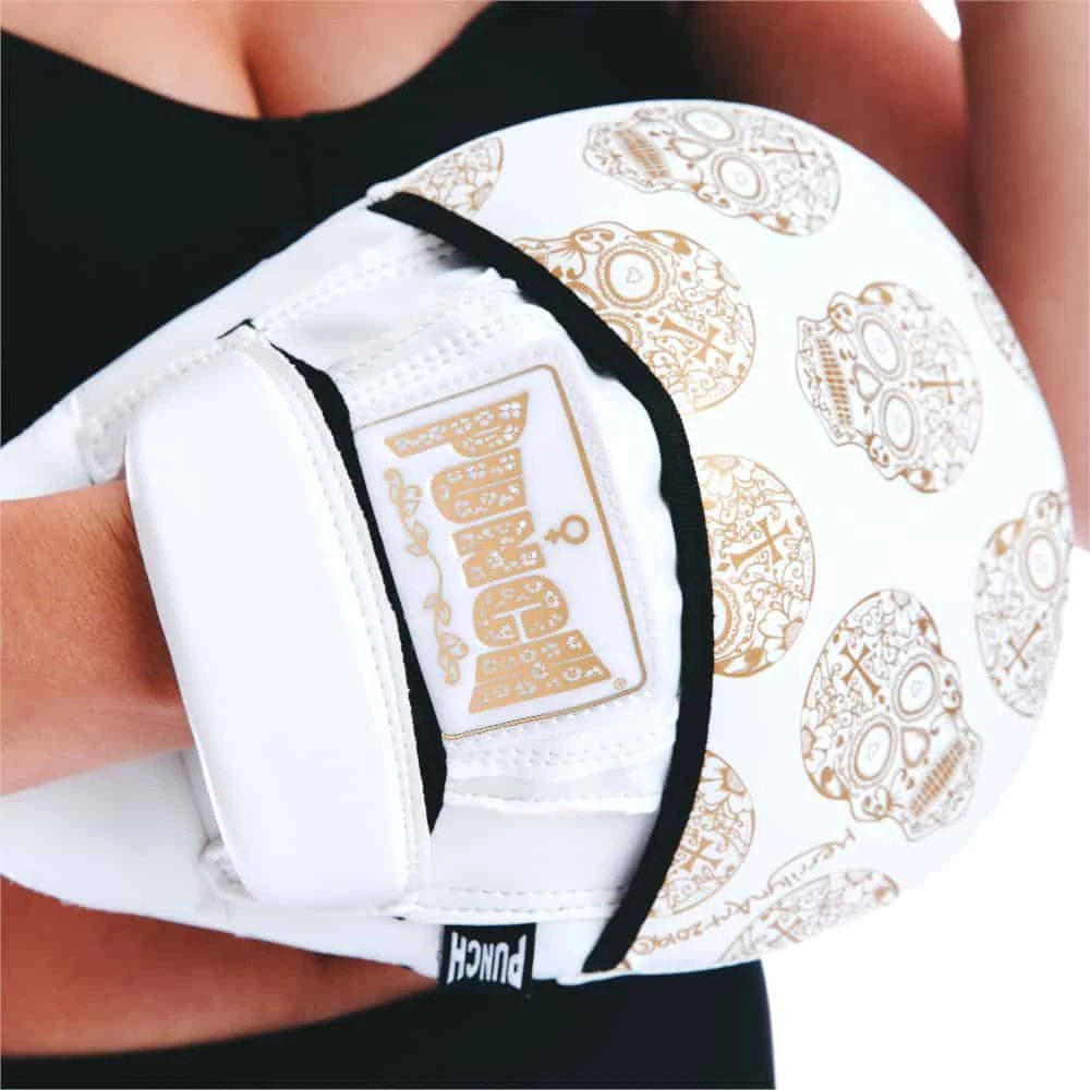 Punch Womens Focus Pads Skull Art White Limited Edition BOXING / MUAY THAI / MMA 7 Punch Womens Focus Pads Skull Art White Limited Edition BOXING / MUAY THAI / MMA