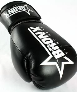 PUNCH BRONX ENDURANCE PACK 12oz Boxing Gloves + Focus Pads 13 PUNCH BRONX ENDURANCE PACK 12oz Boxing Gloves + Focus Pads