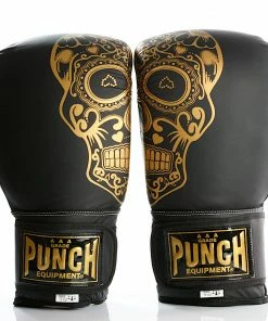 BOXING / MUAY THAI / MMA Punch Trophy Getters Gold Skull Commercial Boxing Gloves 16oz - Black / Gold