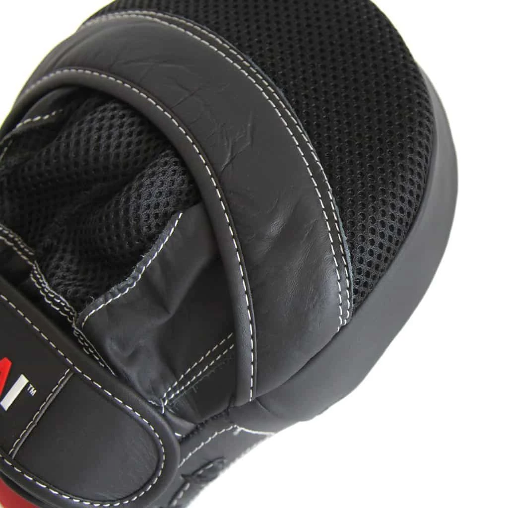 BOXING / MUAY THAI / MMA SMAI Elite85 Leather Focus Mitts Pads Pair Black And Red 9 BOXING / MUAY THAI / MMA SMAI Elite85 Leather Focus Mitts Pads Pair Black And Red