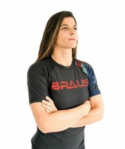 Braus Women’s Rash Guard Short Sleeve – Flags