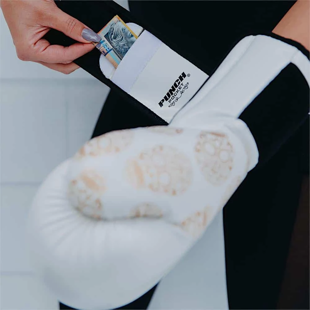 Punch Womens Boxing Gloves Gold Lip Art White 12oz Limited Edition 7 Punch Womens Boxing Gloves Gold Lip Art White 12oz Limited Edition