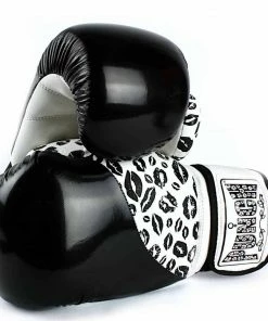 Punch Womens Boxing Gloves Lip Art Black Limited Edition BOXING / MUAY THAI / MMA 11 Punch Womens Boxing Gloves Lip Art Black Limited Edition BOXING / MUAY THAI / MMA